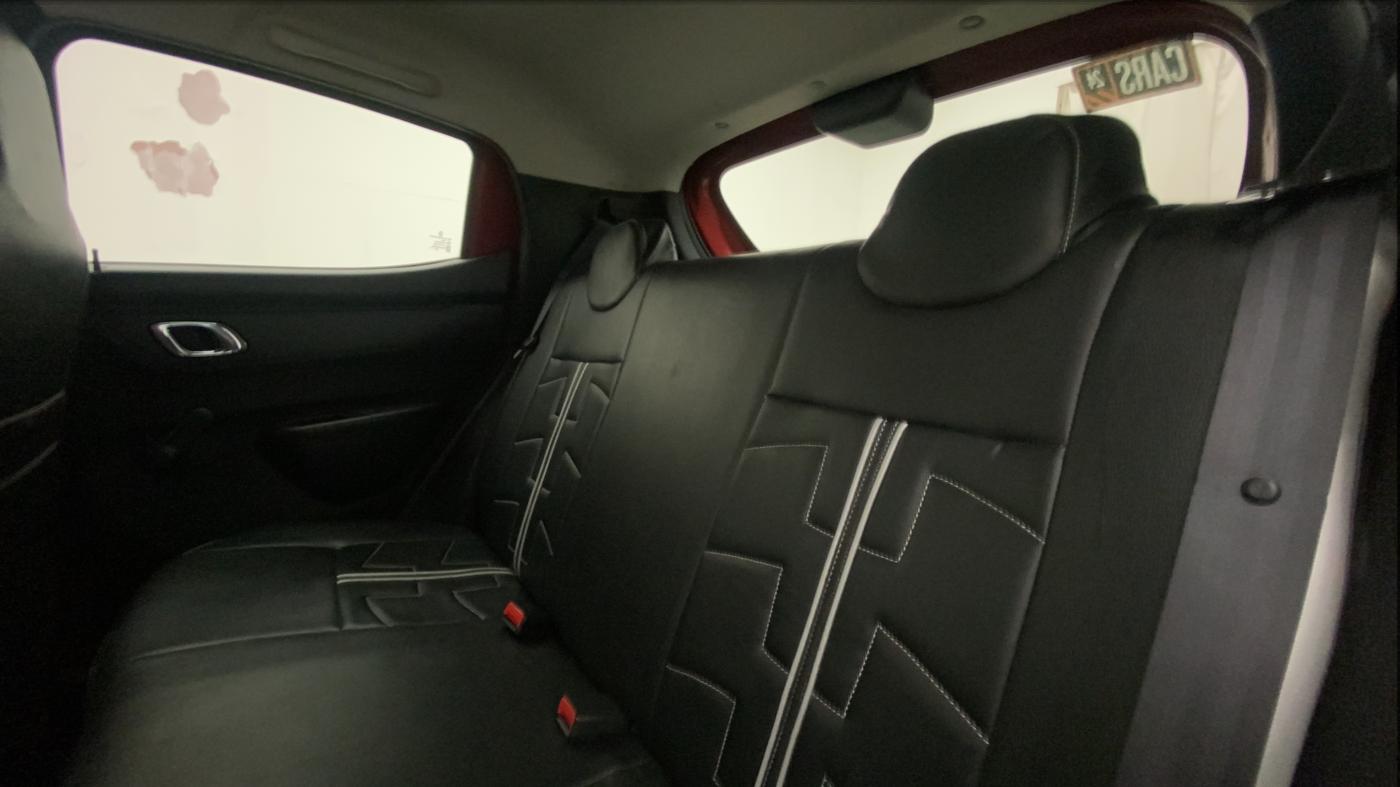 2019 Renault Kwid RXT 1.0 AMT (O), Petrol, Automatic, 35,048 km, Right Side Rear Door Cabin