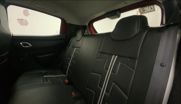 2019 Renault Kwid RXT 1.0 AMT (O), Petrol, Automatic, 35,048 km, Right Side Rear Door Cabin