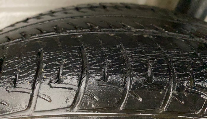 2019 Maruti New Wagon-R VXI 1.2 AMT, Petrol, Automatic, 52,152 km, Left Rear Tyre Tread