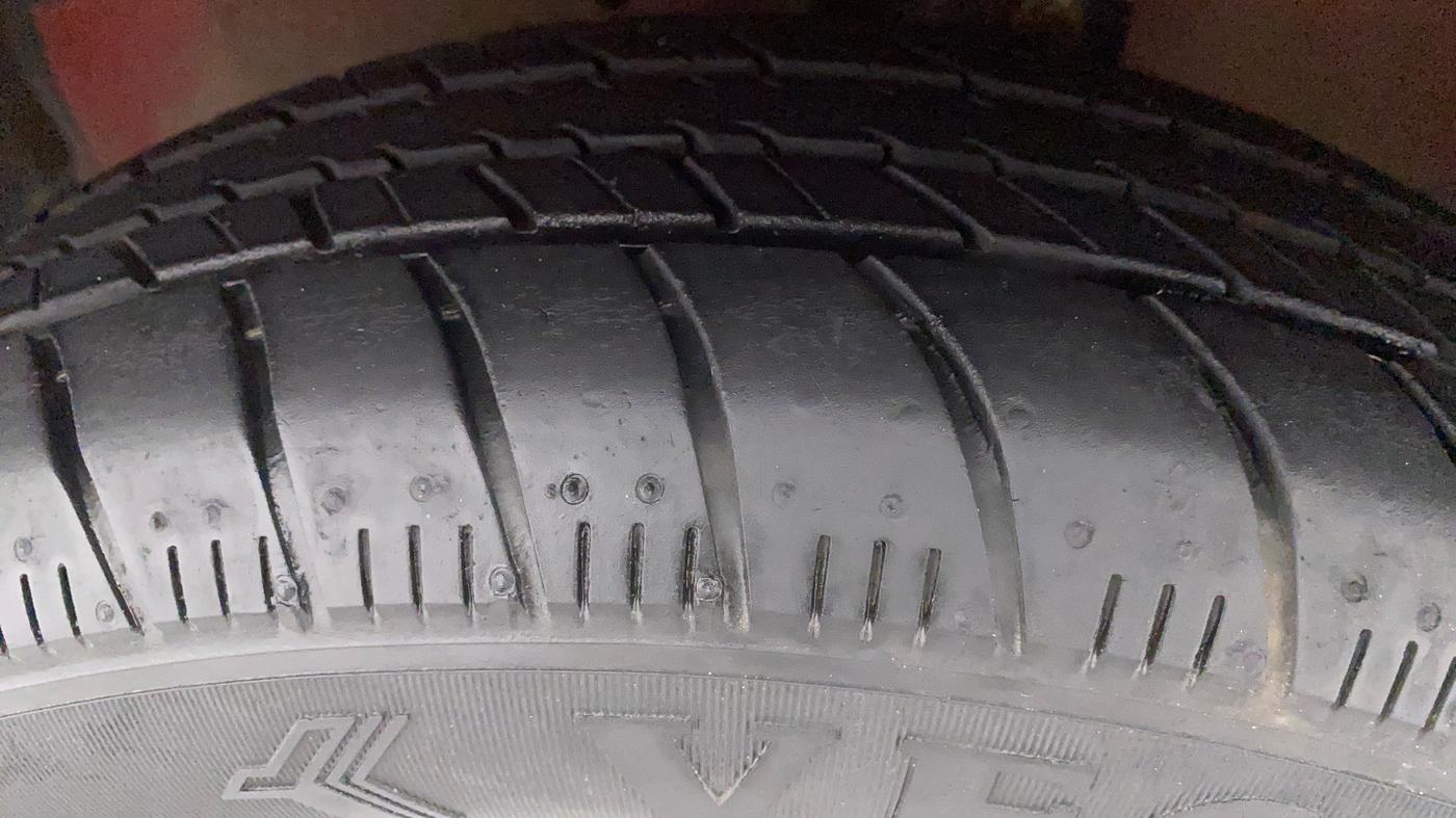 2021 Maruti Celerio ZXI AMT, Petrol, Automatic, 13,438 km, Left Front Tyre Tread
