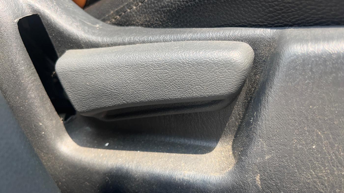2016 Maruti Alto K10 VXI AMT, Petrol, Automatic, 68,816 km, Driver Side Adjustment Panel