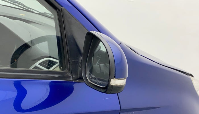 2011 Hyundai i20 ASTA 1.4 AT, Petrol, Automatic, 1,32,867 km, Right rear-view mirror - Indicator light not working