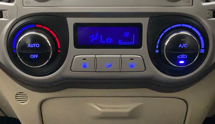 2011 Hyundai i20 ASTA 1.4 AT, Petrol, Automatic, 1,32,867 km, Automatic Climate Control