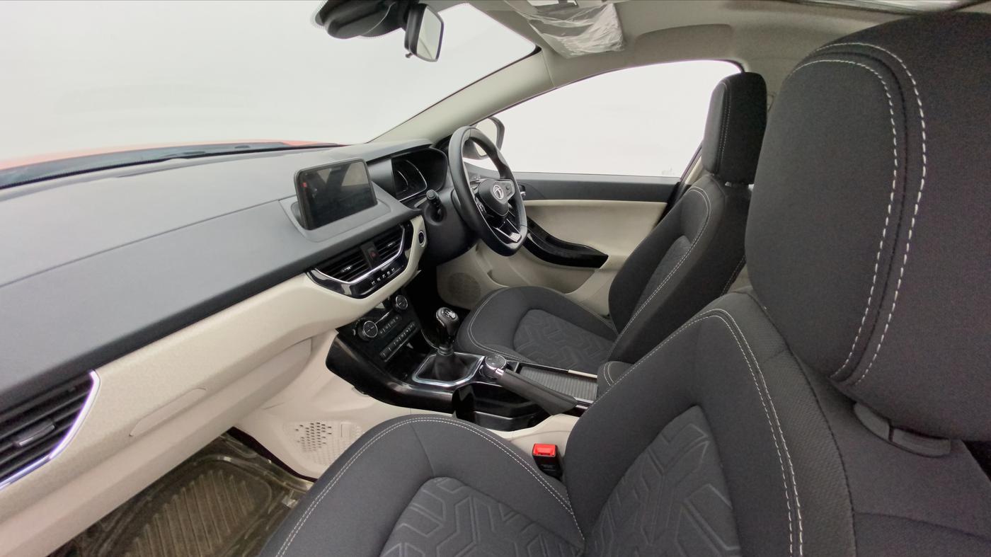 2022 Tata NEXON XZ PLUS (O) PETROL, Petrol, Manual, 8,660 km, Right Side Front Door Cabin