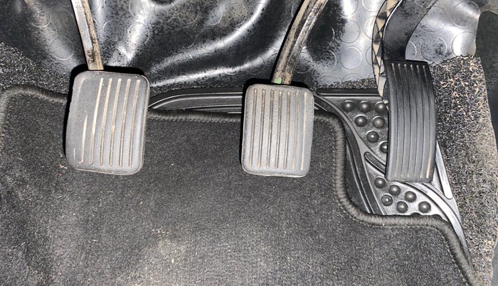 2014 Hyundai Grand i10 ASTA (O) 1.2 KAPPA VTVT, Petrol, Manual, 1,45,204 km, Pedals