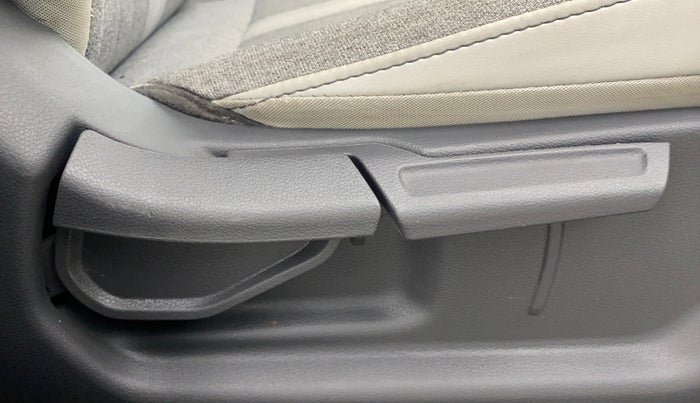 2022 Hyundai GRAND I10 NIOS SPORTZ AMT 1.2 KAPPA VTVT, Petrol, Automatic, 4,494 km, Driver Side Adjustment Panel