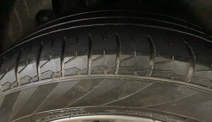 2022 KIA SELTOS HTX PETROL 1.5, Petrol, Manual, 35,386 km, Right Rear Tyre Tread