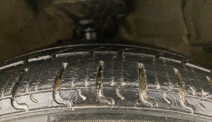 2019 Maruti Celerio VXI (O) CNG, CNG, Manual, 1,01,425 km, Left Rear Tyre Tread