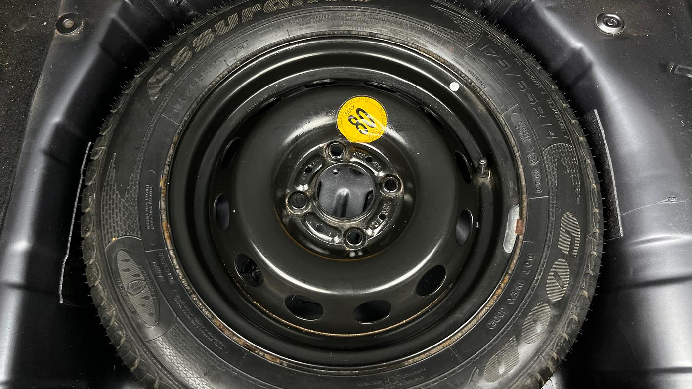 2019 Tata Tiago XZ PLUS PETROL, Petrol, Manual, 76,325 km, Spare Tyre
