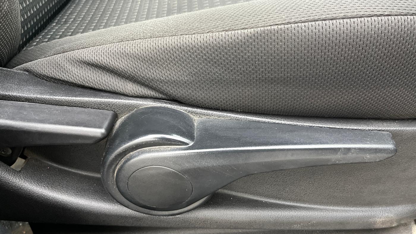 2019 Tata Tiago XZ PLUS PETROL, Petrol, Manual, 76,325 km, Driver Side Adjustment Panel