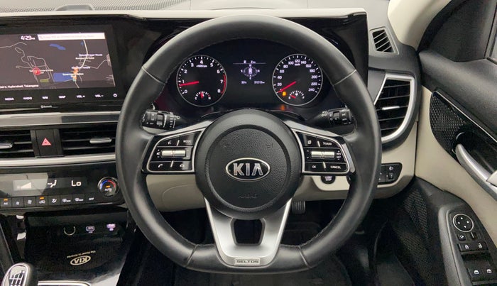 2020 KIA SELTOS HTX 1.5 PETROL, Petrol, Manual, 31,213 km, Steering Wheel Close Up