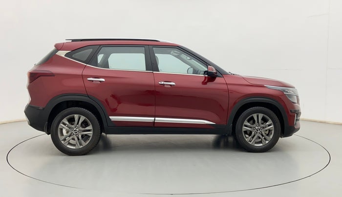 2020 KIA SELTOS HTX 1.5 PETROL, Petrol, Manual, 31,213 km, Right Side View