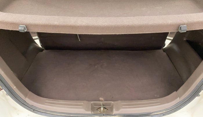 2011 Maruti Zen Estilo VXI, Petrol, Manual, 12,187 km, Boot Inside