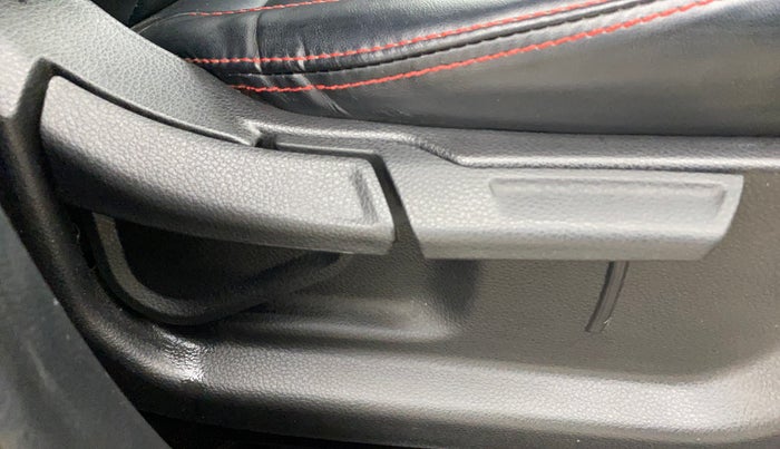 2021 KIA SONET HTX 1.0 DCT, Petrol, Automatic, 43,353 km, Driver Side Adjustment Panel