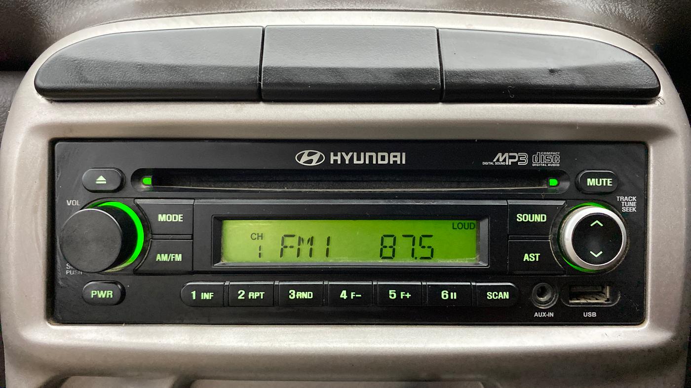 2013 Hyundai Santro Xing GLS, Petrol, Manual, 69,699 km, Infotainment System