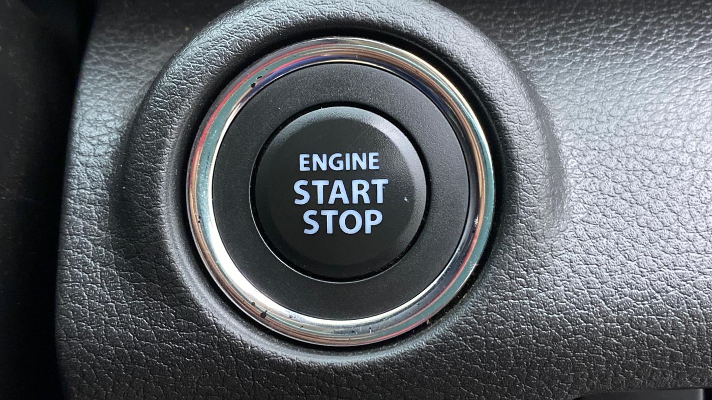 2020 Maruti XL6 ALPHA SHVS  MT, Petrol, Manual, 9,930 km, Keyless Start/ Stop Button