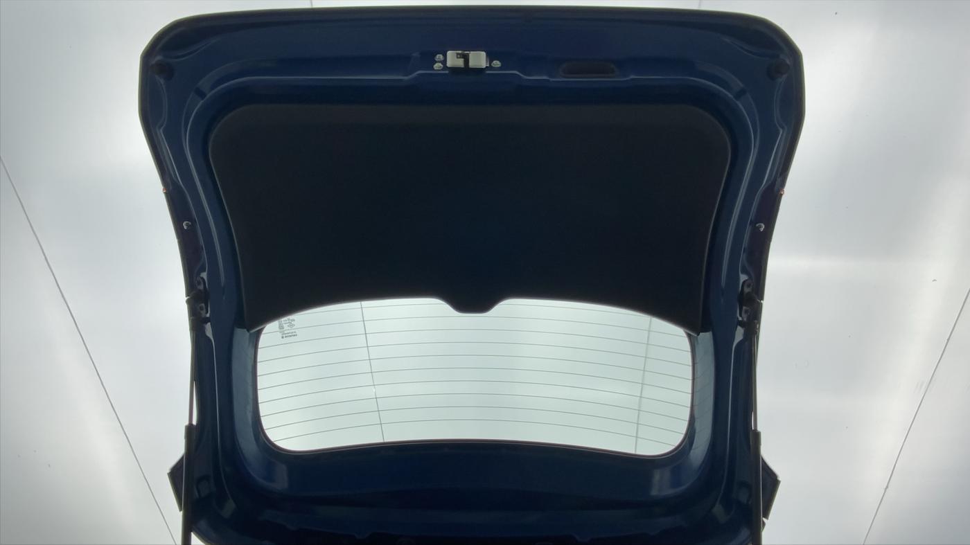 2020 Maruti XL6 ALPHA SHVS  MT, Petrol, Manual, 9,930 km, Boot Door Open