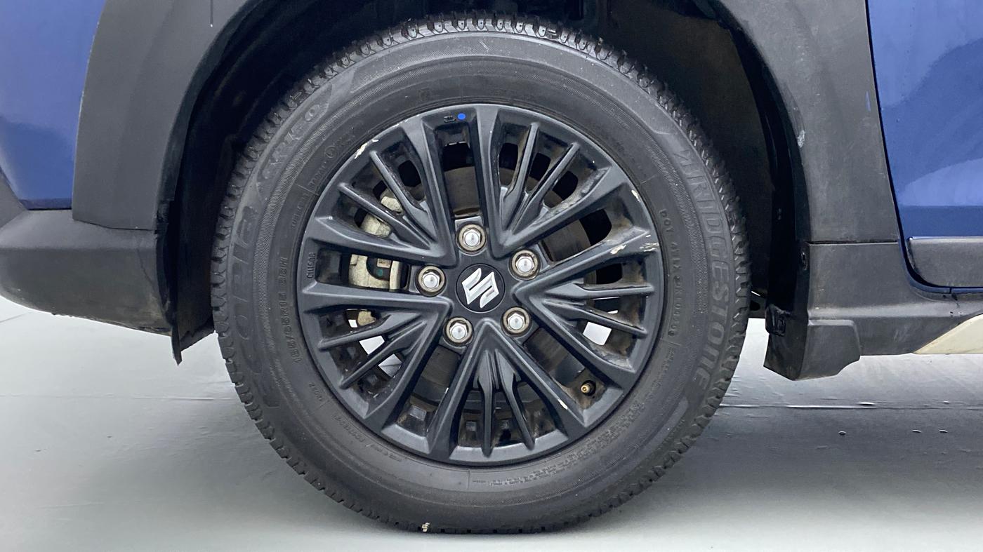 2020 Maruti XL6 ALPHA SHVS  MT, Petrol, Manual, 9,930 km, Left Front Wheel