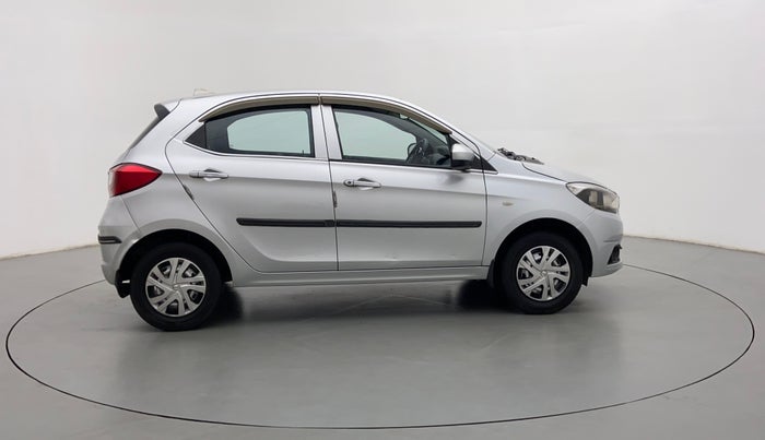 2018 Tata Tiago XE 1.2 REVOTRON, Petrol, Manual, 30,601 km, Right Side