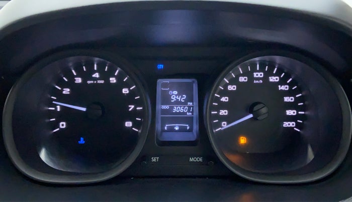 2018 Tata Tiago XE 1.2 REVOTRON, Petrol, Manual, 30,601 km, Odometer Image