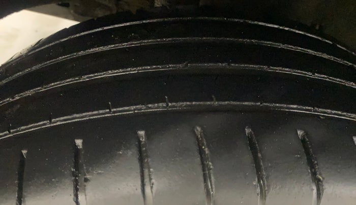 2021 Maruti Baleno ALPHA CVT PETROL 1.2, Petrol, Automatic, 62,075 km, Right Rear Tyre Tread