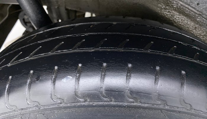 2018 Maruti Wagon R 1.0 VXI AMT, Petrol, Automatic, 40,765 km, Right Rear Tyre Tread
