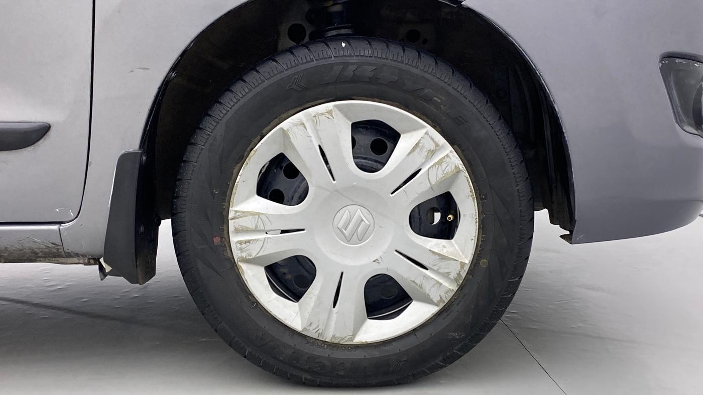 2018 Maruti Wagon R 1.0 VXI AMT, Petrol, Automatic, 40,765 km, Right Front Wheel