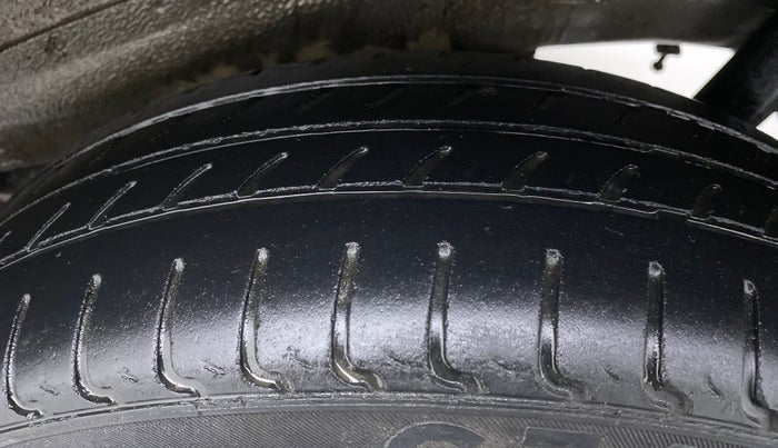 2018 Maruti Wagon R 1.0 VXI AMT, Petrol, Automatic, 40,765 km, Left Rear Tyre Tread