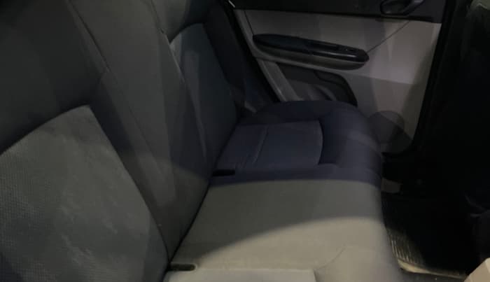 2017 Tata Tiago XM PETROL, Petrol, Manual, 67,995 km, Driver Side Adjustment Panel