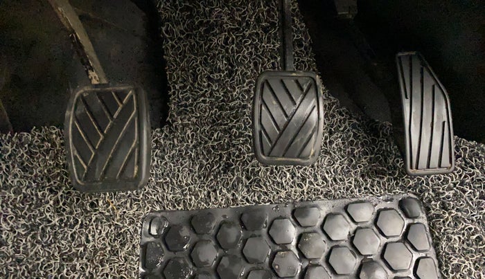 2022 Maruti Swift VXI, Petrol, Manual, 59,406 km, Pedals