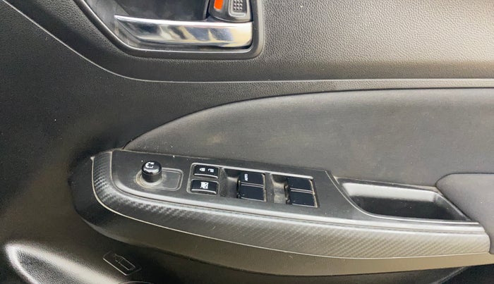 2022 Maruti Swift VXI, Petrol, Manual, 59,406 km, Driver Side Door Panels Control