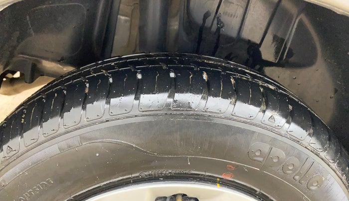 2022 Maruti Swift VXI, Petrol, Manual, 59,406 km, Right Rear Tyre Tread