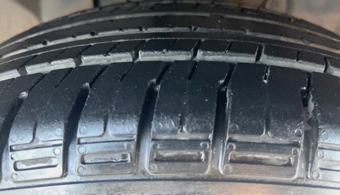 2021 Ford Ecosport TITANIUM 1.5L DIESEL, Diesel, Manual, 48,269 km, Left Front Tyre Tread