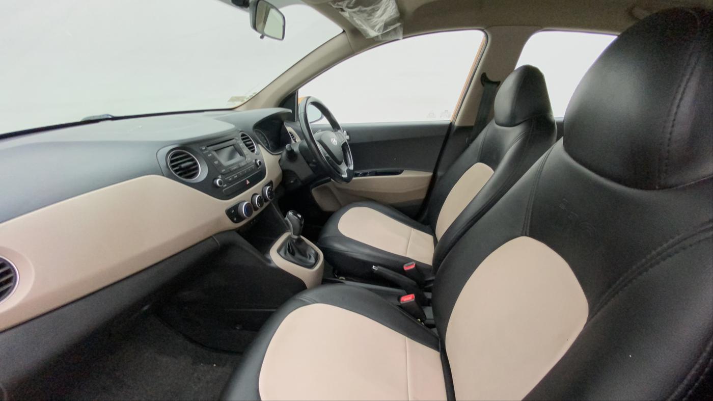 2014 Hyundai Grand i10 ASTA AT 1.2 KAPPA VTVT, Petrol, Automatic, 42,627 km, Right Side Front Door Cabin
