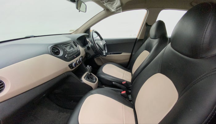 2014 Hyundai Grand i10 ASTA AT 1.2 KAPPA VTVT, Petrol, Automatic, 42,627 km, Right Side Front Door Cabin