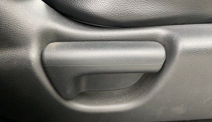 2019 Honda WR-V 1.2L I-VTEC VX MT, Petrol, Manual, 87,222 km, Driver Side Adjustment Panel