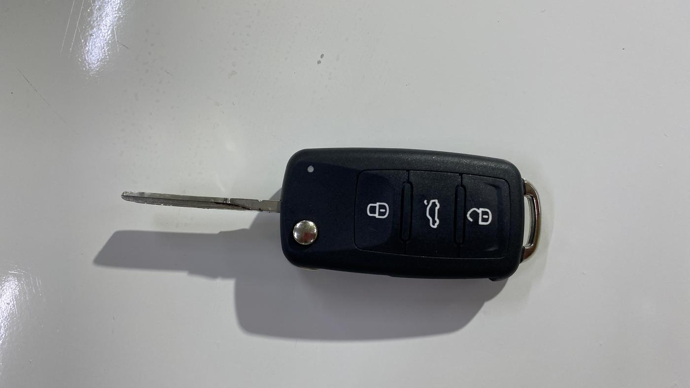 2014 Skoda Rapid 1.6 MPI ACTIVE, Petrol, Manual, 94,421 km, Key Close Up