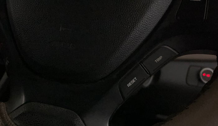 2017 Hyundai Grand i10 SPORTZ (O) 1.2 KAPPA VTVT, CNG, Manual, 86,122 km, Adaptive Cruise Control