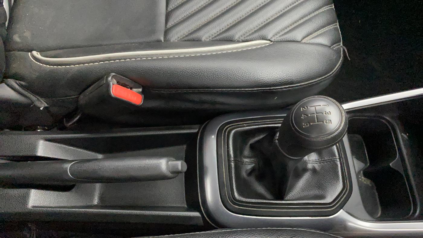 2023 Maruti IGNIS SIGMA 1.2, Petrol, Manual, 65,295 km, Gear Lever