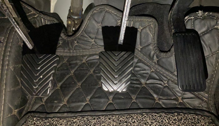 2022 KIA SELTOS HTX 1.5 PETROL, Petrol, Manual, 44,370 km, Pedals