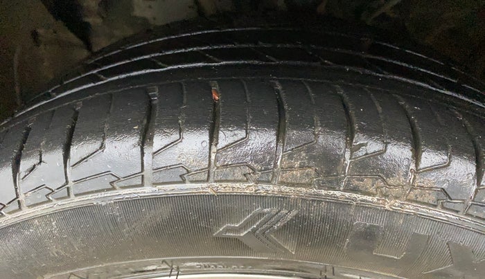 2022 KIA SELTOS HTX 1.5 PETROL, Petrol, Manual, 44,370 km, Left Front Tyre Tread