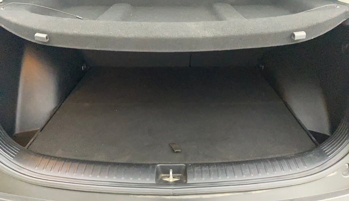 2022 KIA SELTOS HTX 1.5 PETROL, Petrol, Manual, 44,370 km, Boot Inside