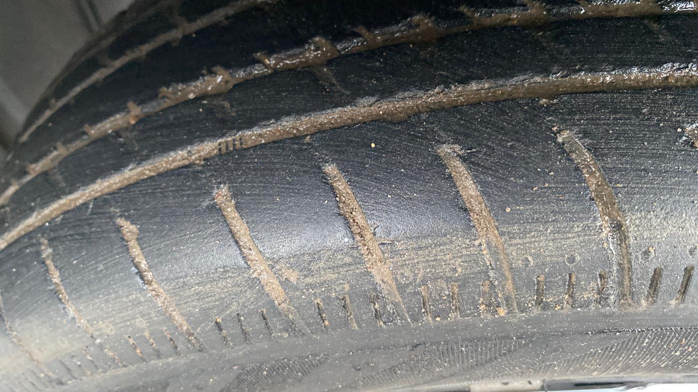 2019 Maruti New Wagon-R VXI 1.2, Petrol, Manual, 76,392 km, Left Front Tyre Tread