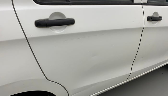2015 Maruti Celerio VXI AMT, Petrol, Automatic, 1,20,565 km, Right rear door - Minor scratches