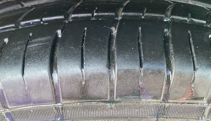 2021 Maruti Baleno DELTA PETROL 1.2, Petrol, Manual, 66,191 km, Left Front Tyre Tread