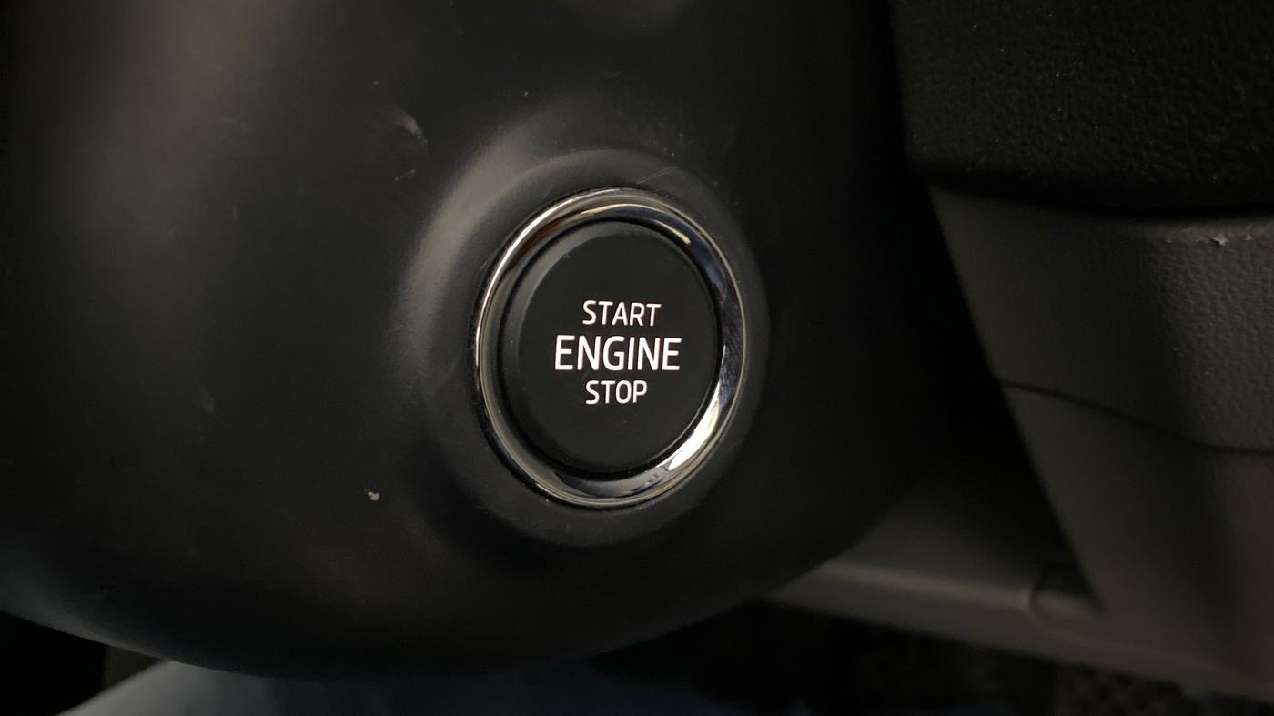 2021 Skoda KUSHAQ STYLE 1.0L TSI MT, Petrol, Manual, 42,465 km, Keyless Start/ Stop Button