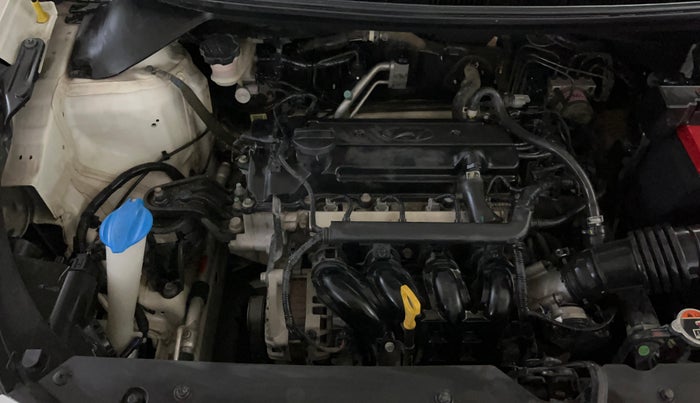 2016 Hyundai i20 Active 1.2 S, Petrol, Manual, 53,799 km, Engine View - Right