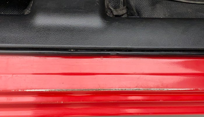2019 Maruti Swift VXI, Petrol, Manual, 56,278 km, Right running board - Minor scratches