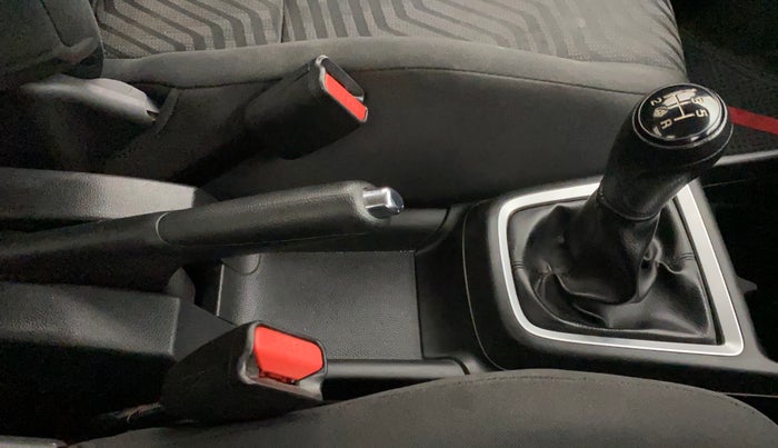 2019 Maruti Swift VXI, Petrol, Manual, 56,278 km, Gear Lever