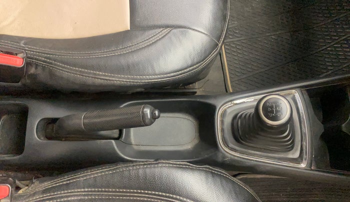 2019 Honda Amaze 1.2L I-VTEC S, Petrol, Manual, 1,30,770 km, Gear Lever